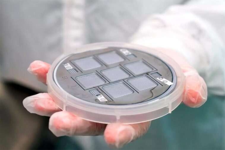 Technologie « Electrospray » : une propulsion de la taille d'une paume pour les futures missions spatiales SciTechDaily