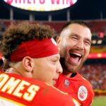 Travis Kelce est le même gars qu'il était avant Taylor Swift, dit Patrick Mahomes