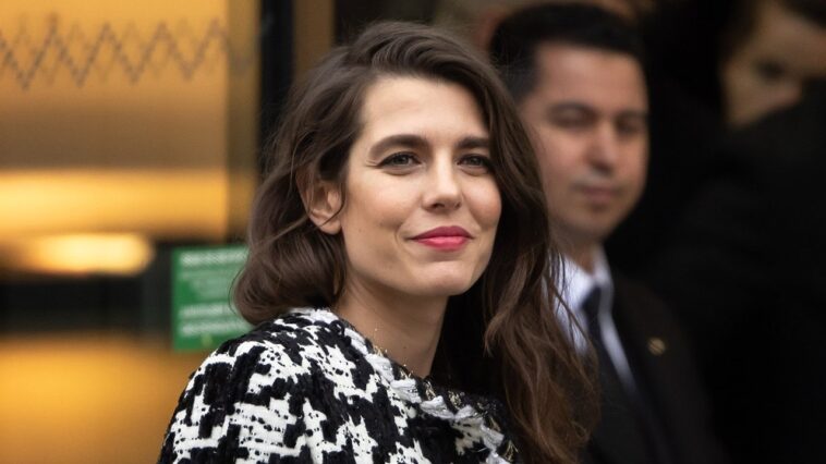 Charlotte Casiraghi, petite-fille de la princesse Grace, serait sur le point de divorcer de son mari Charlotte Casiraghi, petite-fille de la princesse Grace, serait sur le point de divorcer de son mari