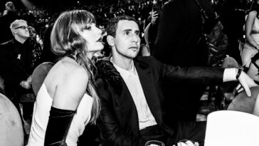 Jack Antonoff : Remettre en question la capacité d'écriture de Taylor Swift, c'est « comme remettre en question la foi de quelqu'un en Dieu »