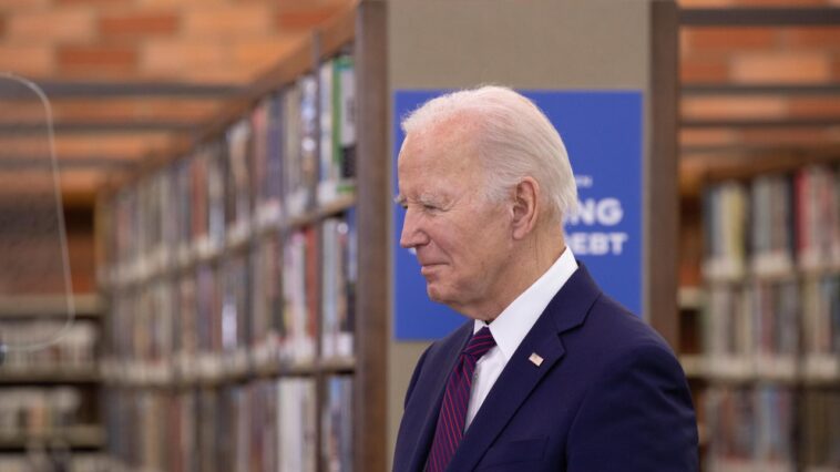 Joe Biden peut surmonter les inquiétudes liées à son âge – s’il y répond directement