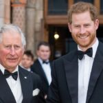Le prince Harry arrive à Clarence House après le diagnostic de cancer du roi Charles