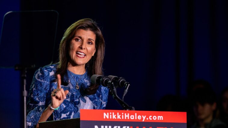 Nikki Haley laisse entendre que Biden et Trump sont de vieux imbéciles décrépits dans une nouvelle campagne publicitaire Nikki Haley laisse entendre que Biden et Trump sont de vieux imbéciles décrépits dans une nouvelle campagne publicitaire