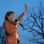 Nikki Haley reste aussi longtemps qu'elle le peut