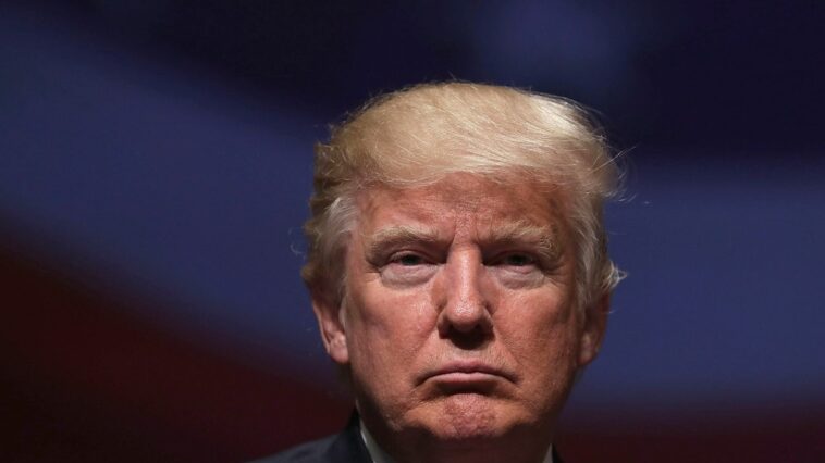 SCOTUS pourrait garder Donald Trump sur le bulletin de vote mais l'obliger à être jugé pour toute cette affaire d'insurrection