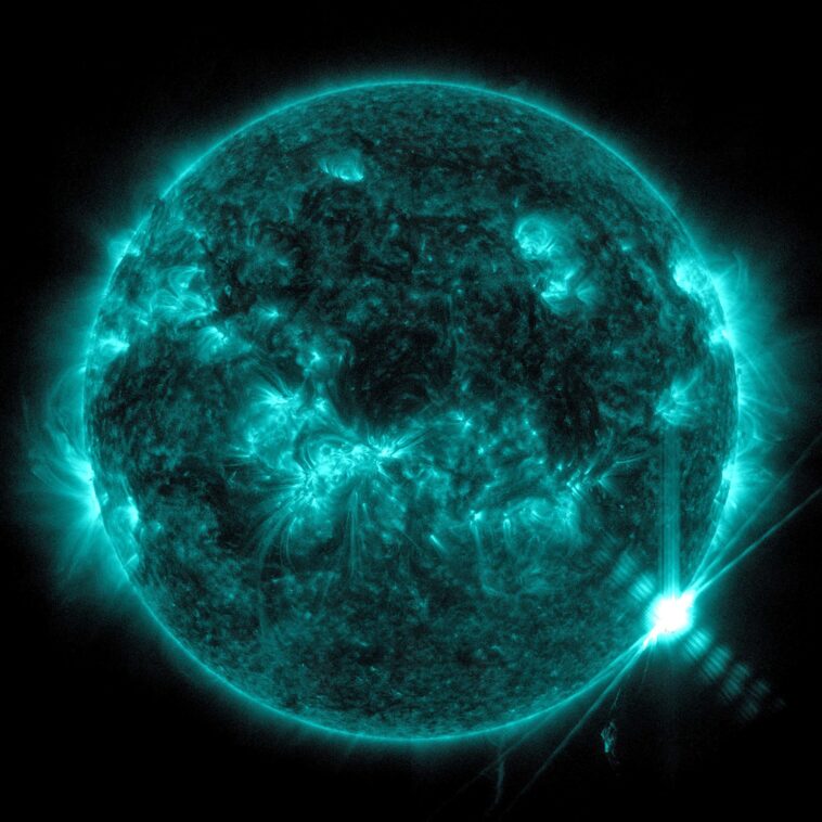 Sun libère X3.3 Fury – Le SDO de la NASA capture une puissante éruption solaire SciTechDaily