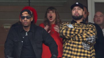 Taylor Swift et Travis Kelce au Super Bowl créent une frénésie de jeu