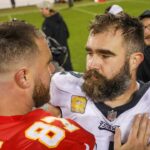 Travis Kelce et Jason Kelce discutent du tournage « profondément tragique » du défilé du Super Bowl à Kansas City