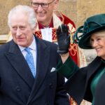 Le roi Charles III et la reine Camilla assistent aux services religieux de Pâques parmi les rangs royaux allégés