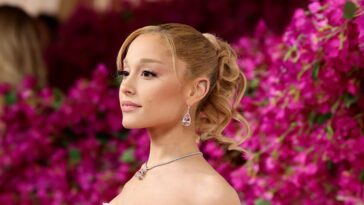 Ariana Grande finalise son divorce et paiera à son ex-mari plus d'un million de dollars