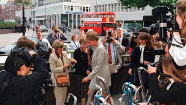 Charles Spencer pense que l'intrusion de la presse sur la princesse Diana était « plus dangereuse » que les complots en ligne sur Kate Middleton