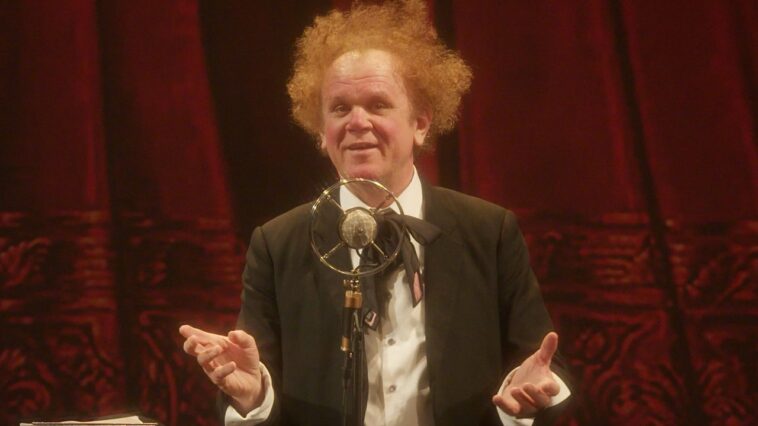 John C. Reilly veut que vous tombiez amoureux de lui