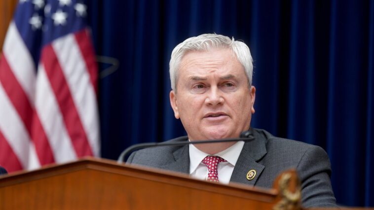 La campagne de destitution de James Comer se termine par un gémissement La campagne de destitution de James Comer se termine par un gémissement