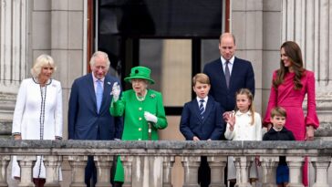 La photographie de Kate Middleton de la reine Elizabeth avec ses petits-enfants a été manipulée, selon l'agence photo