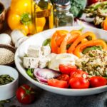 L'immunologie nutritionnelle dévoilée : les régimes végétaliens et céto sous le microscope SciTechDaily