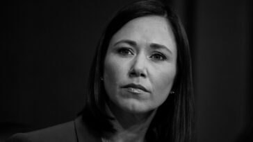 « Niveau de parodie terrible » : même les républicains s'attaquent à la réponse effrayante de Katie Britt sur l'état de l'Union