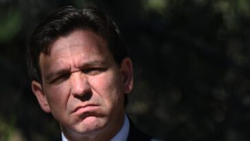 Ron DeSantis revient à ses vieux trucs