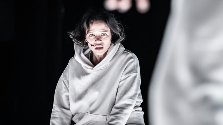 Sous les projecteurs, Taylor Russell prospère Sous les projecteurs, Taylor Russell prospère