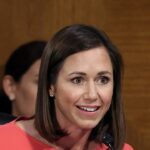 Tommy Tuberville blâme le leadership du GOP pour les mensonges SOTU de Katie Britt et dit qu'elle a néanmoins fait valoir un « bon point »