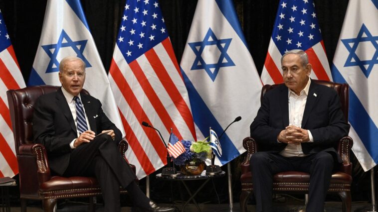 Biden dit à Netanyahu de s'abstenir de toute attaque offensive après les frappes iraniennes : rapport