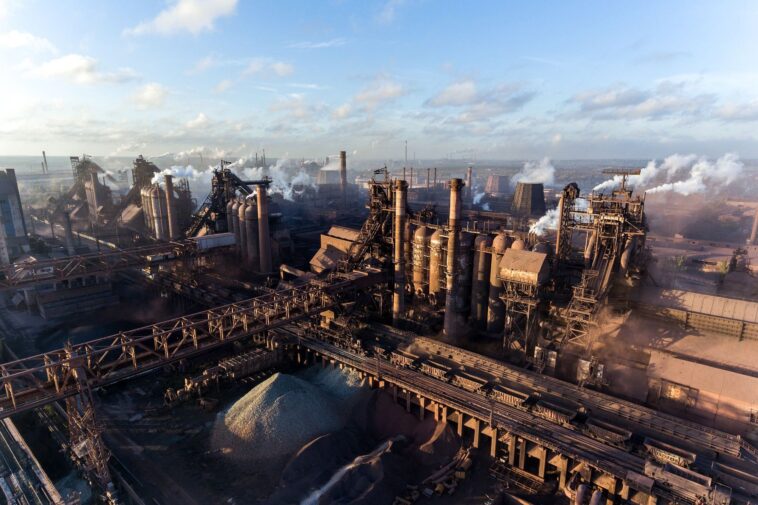 De nouvelles découvertes révèlent que la Grande-Bretagne a commencé à s’industrialiser dans les années 1600 – plus de 100 ans plus tôt que ne le prétendent les livres d’histoire SciTechDaily