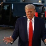 Donald Trump se lance dans une diatribe déchaînée comme on pouvait s'y attendre alors que le procès Hush Money commence