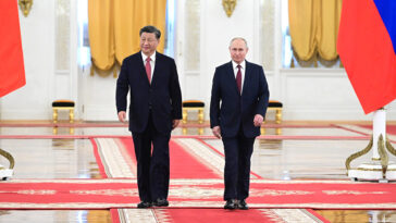 cc kremlin.ru, modified, https://commons.wikimedia.org/w/index.php?search=Xi%20Putin&ns0=1&ns6=1&ns12=1&ns14=1&ns100=1&ns106=1#/media/File:Putin-Xi_meeting_(2023)_3.jpg
