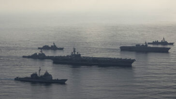 cc Official U.S. Navy Page, modified, https://flickr.com/photos/usnavy/30521540078/in/photolist-ekRYCa-vuTpgb-e7ToV7-Nv5SvC-wa3Hr9-etXxos-2jETFF3-eSAQX4-2hwQ4Fg-SmJmBT-2hs3ytT-McGVwB-Si2oxo-s4iRgc-24RurjT-2muYfhy-VYgeJz-2hq2fnL-2i2teYo-2hvr5ws-229QVm3-2gVirKD-2gViCB8-2mDPtYs-2mEseEu-CTRF68-2jMP8jA-2hvr4Uq-s69VdY-wpm2pw-2gViDpA-hQScff-ekNbsE-dZWyu7-ebW7MR-eaHurh-ebLcwM-24aSiHJ-deGn2N-dU5oyd-tAeSb1-DFaqAm-Dgn5py-wa3Y95-o45PFA-TmYXdd-hQSc9J-o3iUdN-hQSyEX-eRq78H
