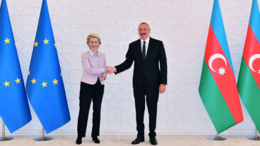 cc Ilham Aliyev, President of European Commission held expanded meeting, modified, https://en.m.wikipedia.org/wiki/File:Ilham_Aliyev,_President_of_European_Commission_held_expanded_meeting_02.jpg