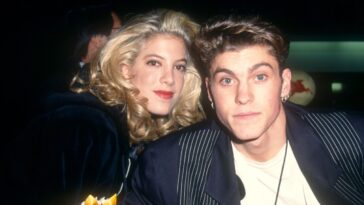 Tori Spelling dit que le « premier amour » Brian Austin Green est la dernière personne à lui avoir brisé le cœur