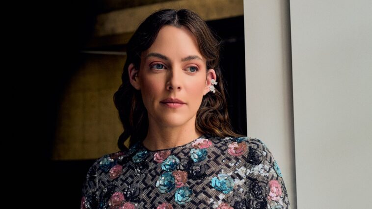 Riley Keough a laissé la place à « Chanel pour être Chanel » avec son look du Met Gala 2024