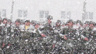 cc Leszek Kozlowski, modified, Polish Army assembly. Northern Poland, https://flickr.com/photos/bilk/357497650/in/photolist-7oheEr-QFbRMR-GYeZEu-JYmpob-bbmcSe-J9Rhvs-KBL6o8-xAgAA-MGEbqq-KpUXhZ-nFHGgz-2jxCZqr-2jnGwAX-KtVkjq-2iP7LcG-qAUdUN-MNtEEY-H1weYe-27vGg4b-bixmTi-L2JXp3-VXxsns-dnUEoq-LdU6NU-NavX4U-Gc5dzj-UwbFT4-GYeY3S-KzqGsu-2hiuCfM-MkuLsw-2kEq94g-Bbre9a-MYd1ig-urNigH-6pNDP4-LW2Xtt-Frg7nG-NonFhF-FTQiSB-25GrPTE-2ncvohD-GF6tQt-7pdzvJ-DquzwU-N9y2xd-GGh3P8-NTNzZb-uptogo-KNgPFC