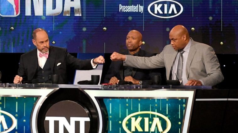 La lutte à plusieurs milliards de dollars pour la NBA