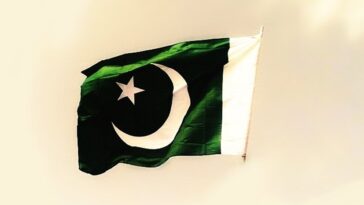 La politique du déni invraisemblable