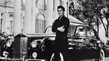 La vente par forclusion du domaine d'Elvis à Graceland est bloquée après que le juge a émis une injonction