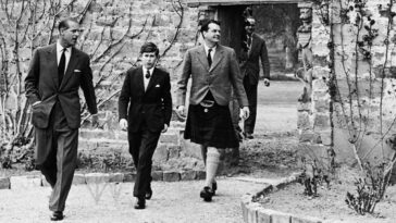 Le roi Charles devient le patron de son internat écossais « dur »