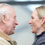 Le roi Charles et sa nièce Zara Tindall partagent un doux câlin au Royal Windsor Horse Show Le roi Charles et sa nièce Zara Tindall partagent un doux câlin au Royal Windsor Horse Show