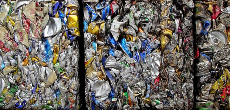 cc Ishikawa Ken, modified, https://flickr.com/photos/chidorian/3634285354/in/photolist-6x9Eqj-dRmEza-EKQhj1-7mbRVV-5uHPfT-5ehUK9-dfZe1j-fDGUvk-MTwJoH-32CK9D-8QN3fk-4B1WQu-2jRCtA9-5DmALe-UeTcaR-5Rjr1k-32CK7M-rLWZJ-d4EpfE-NQggiN-gifAP5-32CKcc-dgb3Q5-5HWypW-AwLiFU-4Wo6ux-2iVNorX-gjUpKE-RkMsbx-agCmvT-4os1Nw-g6SNNL-8HLSqH-aE953d-BbPvzQ-Be3yav-29SsXgW-2n3u4po-2iVNosD-goN82p-goNrBS-goMvfY-goN6j8-Rz5TMz-goNhnk-Rz5TLT-qfH32-goPavv-kYoSH6-kYqeTQ