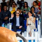 Meghan Markle et le prince Harry passent leur dernière journée au Nigeria sur le terrain de polo Meghan Markle et le prince Harry passent leur dernière journée au Nigeria sur le terrain de polo
