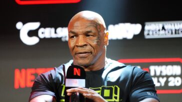 Mike Tyson se remet d'une urgence médicale lors d'un vol du week-end