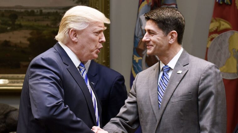 Trump demande à Rupert Murdoch de licencier Paul Ryan pour acte impardonnable (en disant qu'il ne votera pas pour lui)