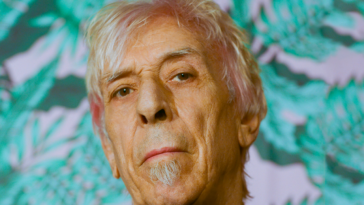 À 82 ans, John Cale a toujours la touche de velours