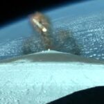 Décollage stellaire de Starliner : les astronautes de la NASA se lancent dans un voyage historique vers l'ISS United Launch Alliance Atlas V Rocket Booster Separation