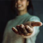 La neuroscience de la générosité : pourquoi certains donnent plus que d'autres SciTechDaily