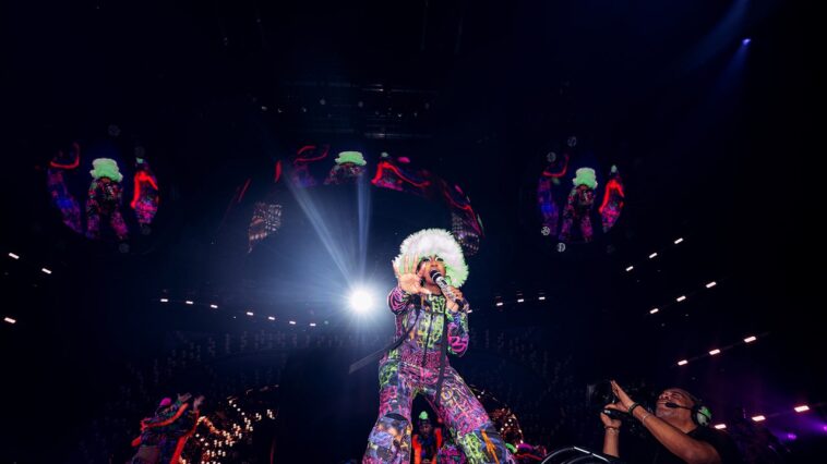 Cet été, Missy Elliott emmène son style unique en tournée