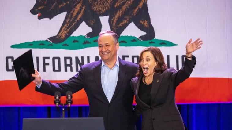 Dans le cercle fidèle des amis hollywoodiens de Kamala Harris Dans le cercle fidèle des amis hollywoodiens de Kamala Harris