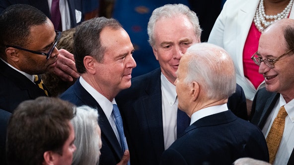 Adam Schiff : Joe Biden ne peut pas battre Trump, il devrait abandonner maintenant