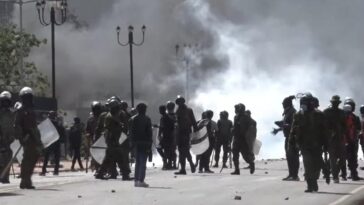 cc Capital FM Kenya, modified, 2024 Kenya protests, https://commons.wikimedia.org/w/index.php?search=kenya%20protest&ns0=1&ns6=1&ns12=1&ns14=1&ns100=1&ns106=1#/media/File:Kenya_2024_protests_(17).jpg