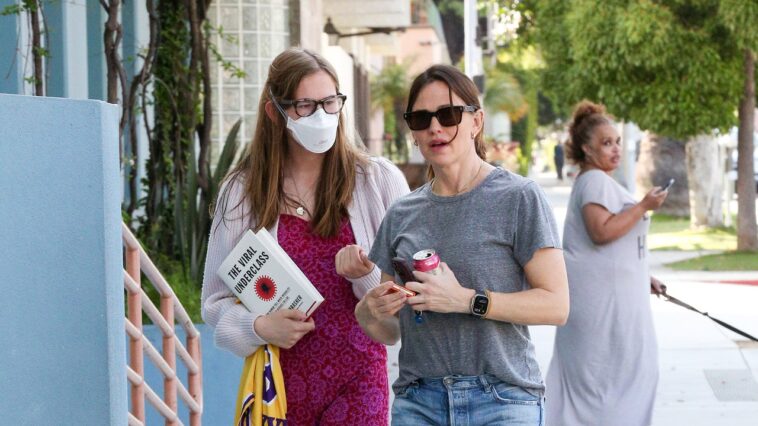 Violet Affleck a un avenir en politique : l'aîné de Ben Affleck et Jennifer Garner s'exprime contre l'interdiction du port du masque