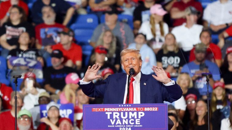 « Je suis plus belle que Kamala » : les moments hors scénario de Donald Trump deviennent de plus en plus déjantés